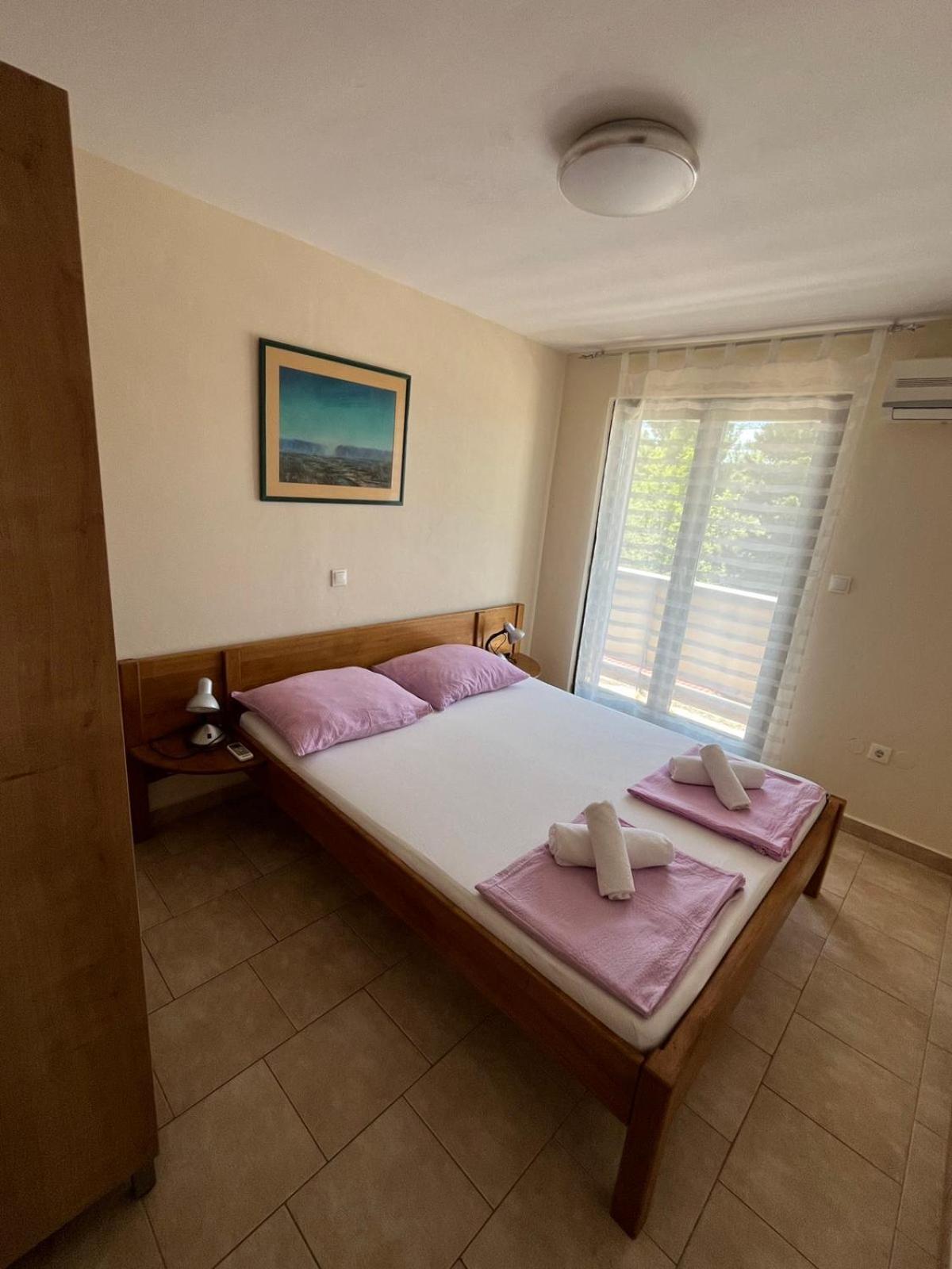 Apartment Lavanda Starigrad Paklenica Exterior foto